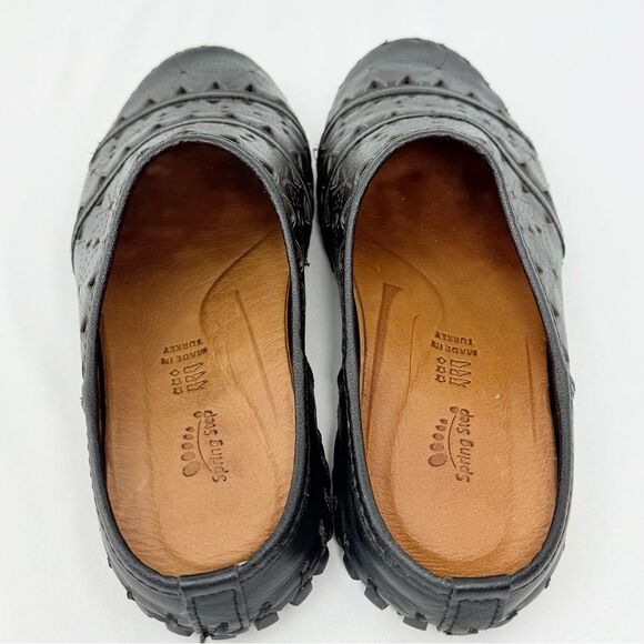 Spring Step FUSALIDE Black Leather Perforated Designed Slip On Statement Slide - Picture 12 of 15